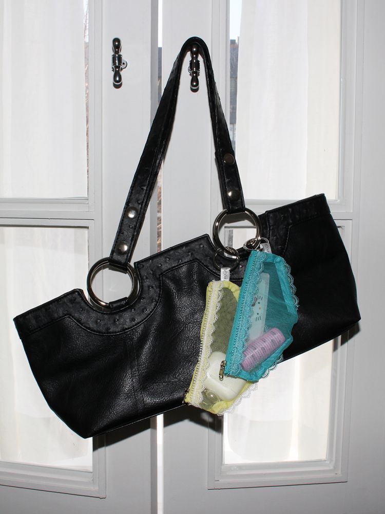 韓國4月30日發貨 | KUL - Cheeky Pouch (4 COLORS)
