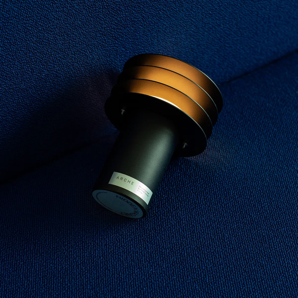 ARCHE FURNITURE - Muta Shade Portable Lamp