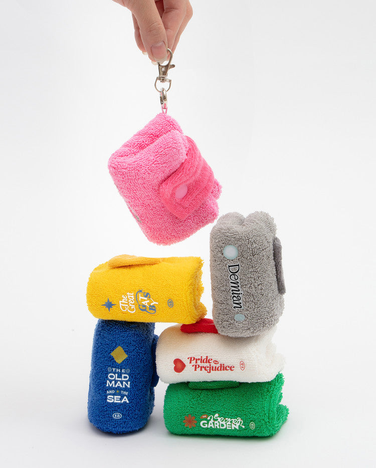 Flopy - TOWELBOOK mini 經典文學主題抹手巾掛飾 (6 colors)
