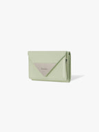 Fennec - CRINKLE TRIANGLE TRIPLE WALLET PISTACHIO