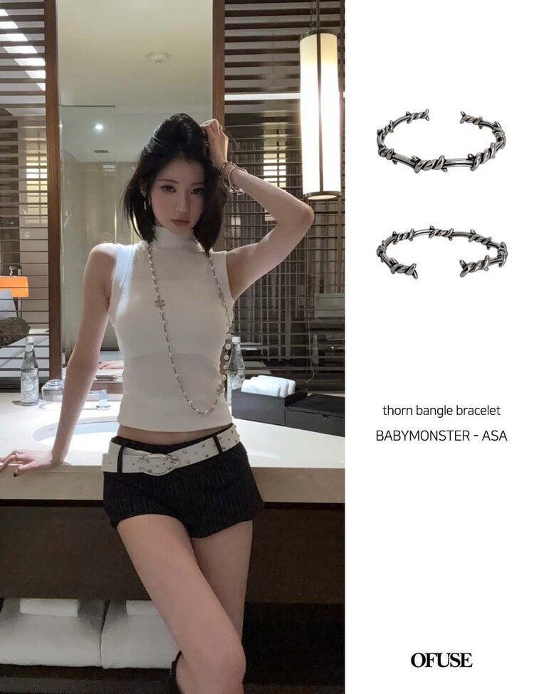 OFUSE - Thorn Bangle Bracelet