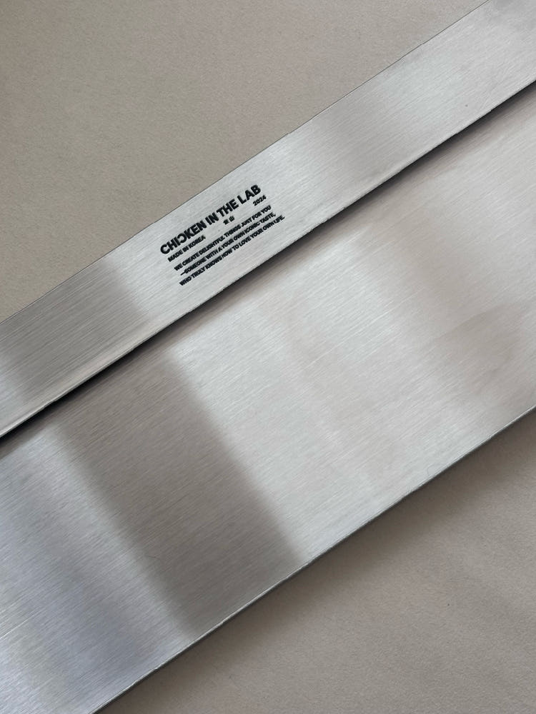CHICKEN IN THE LAB - HORIZONTAL GIN STEEL BOARD