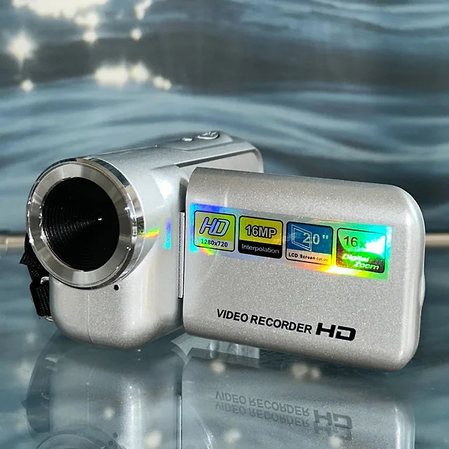 Huug- Y2K Retro Video Mini Camera  復古 DV 攝錄機 (附送 SD卡 + 裝飾貼紙 + 電池)