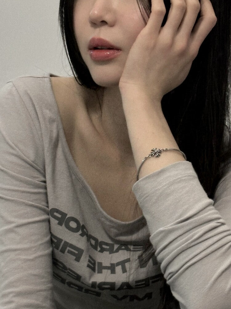 OFUSE - Cross Round Bracelet