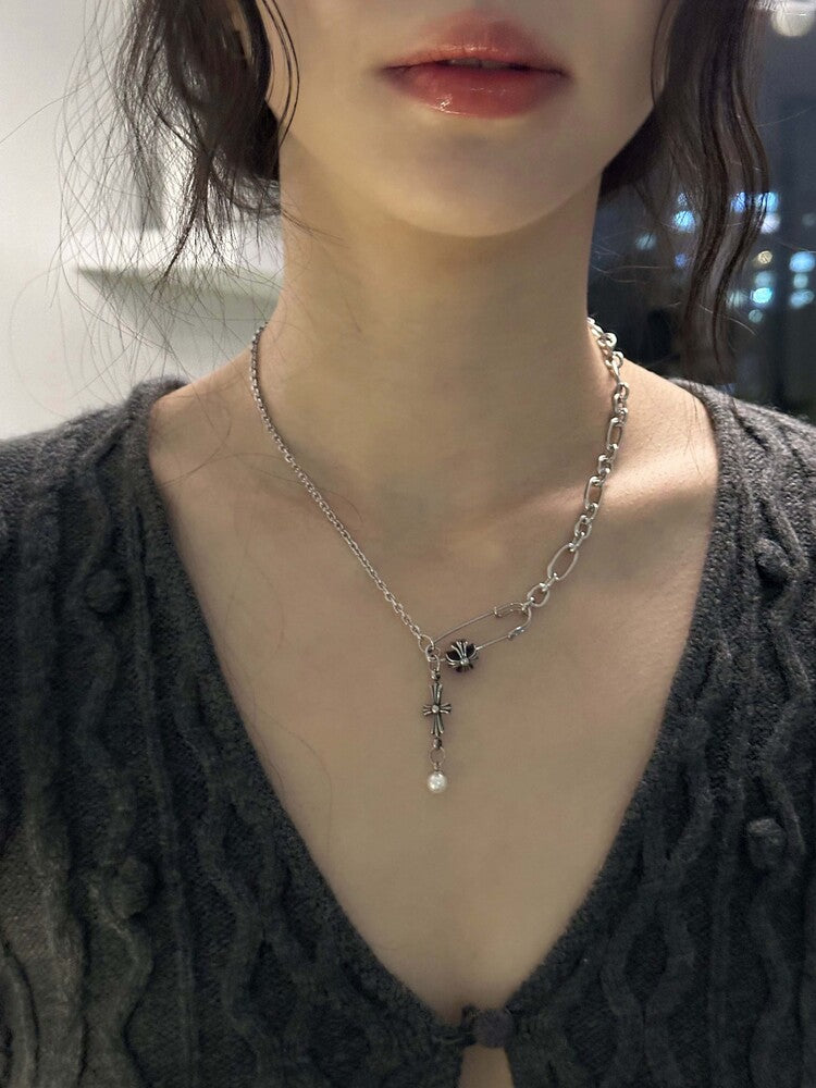 OFUSE - Pearl Drop Necklace(Cross)