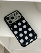 earliner - black big dot bumper case