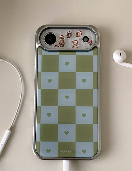 earliner - checkboard heart green silver bumper case