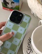 earliner - checkboard heart green silver bumper case