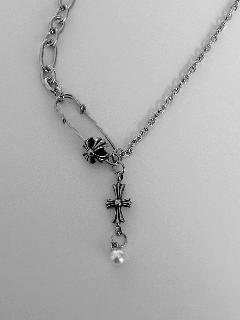 OFUSE - Pearl Drop Necklace(Cross)