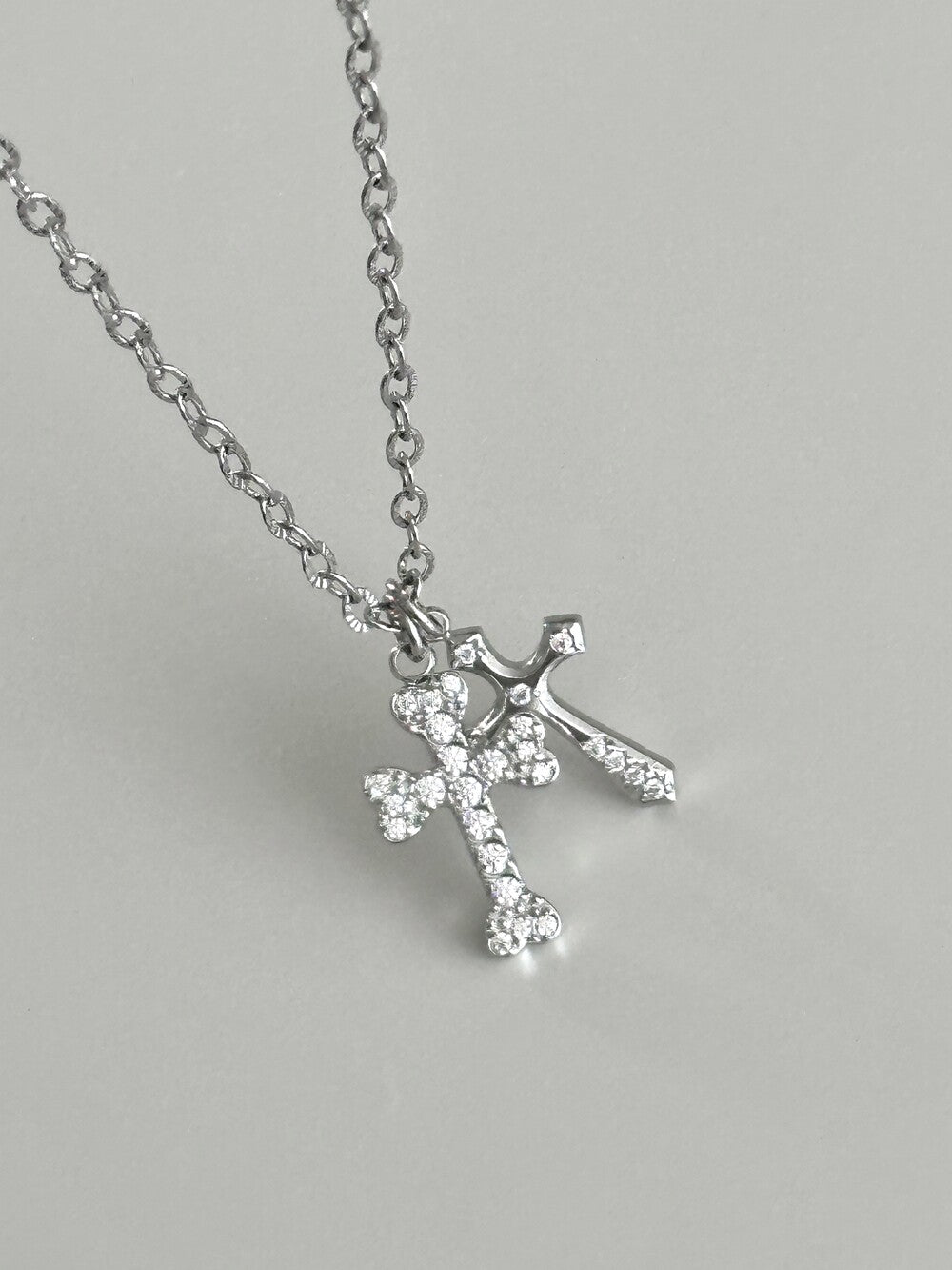 OFUSE -  Cubic Cross Necklace