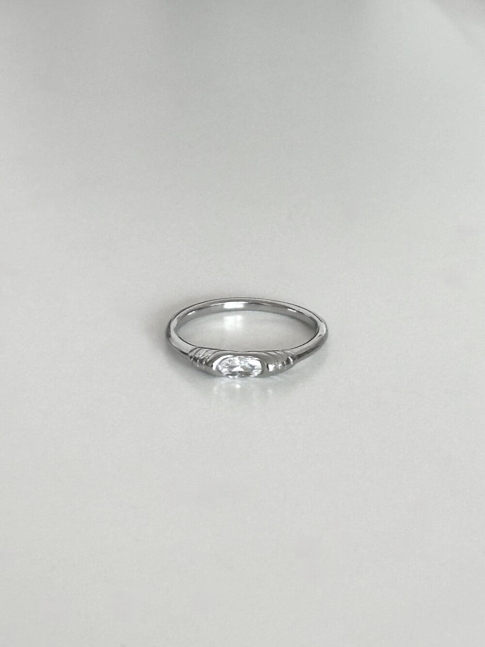 OFUSE - Oval Cubic Ring