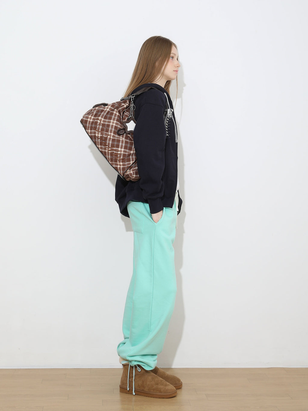 BadBlue - Cocoa Check Pillow Bag